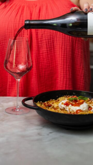 Some nights call for a pasta that feels indulgent without asking much of you. Enter this cacio e pepe ravioli with pancetta — rich, bright, and perfect alongside a silky glass of Pinot Noir. 
 
Get the recipe at gardwine.com/blog
 
And if you make it, tag us — we love seeing your table! 😊